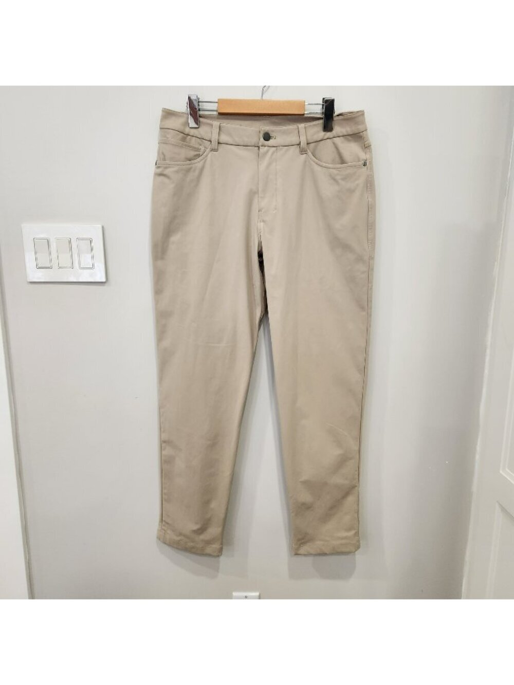 Lululemon ABC Classic-Fit 5 Pocket Pant Mens 32x30 Khaki Warpstreme
